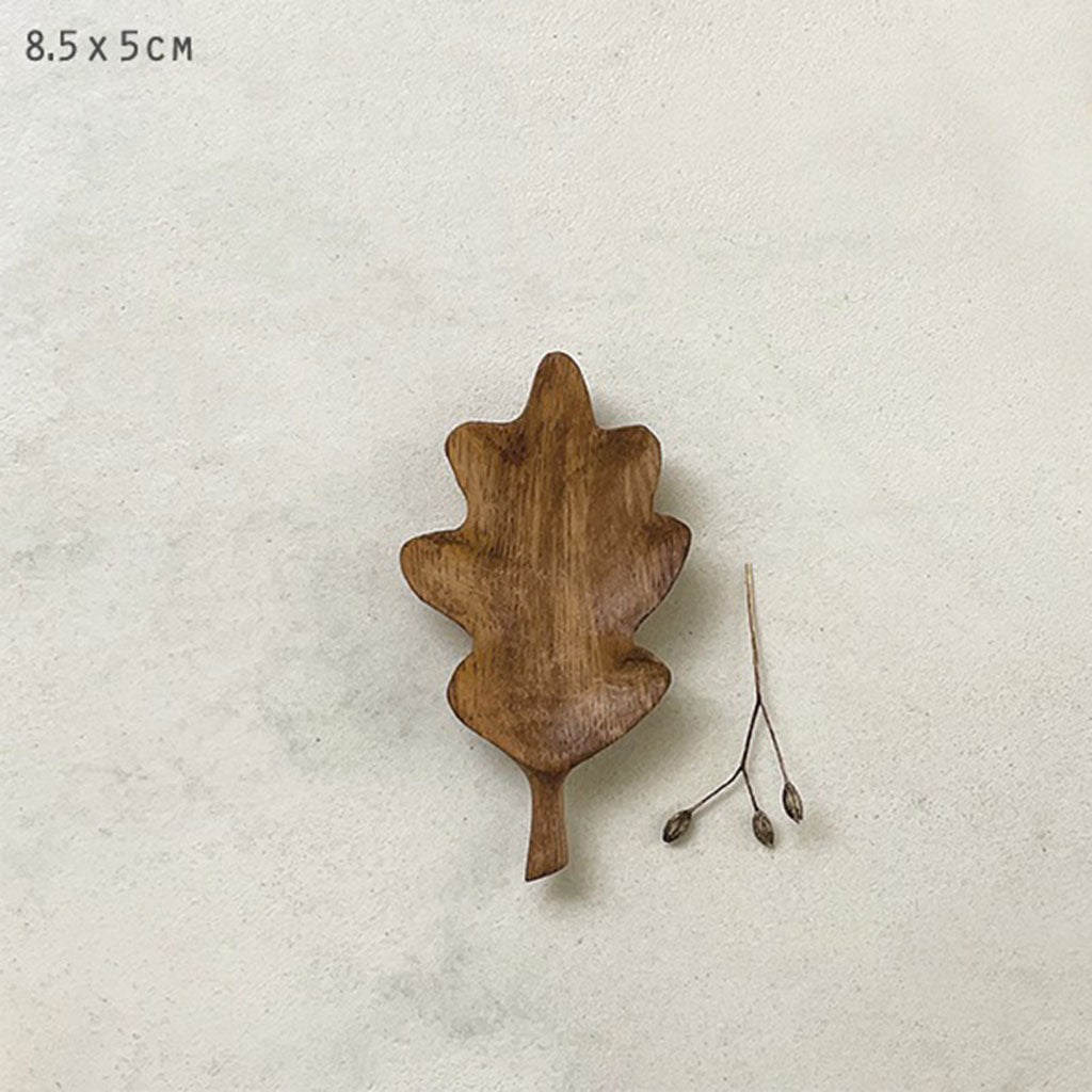 Small Flat Leaf Dish Oak